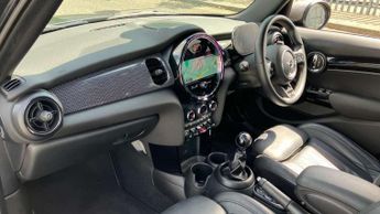 MINI Hatchback 5dr 1.5 Cooper Exclusive 5dr