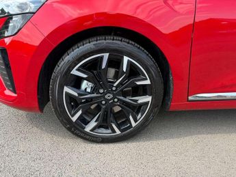 Renault Clio 1.6 E-TECH full hybrid 145 Techno 5dr Auto