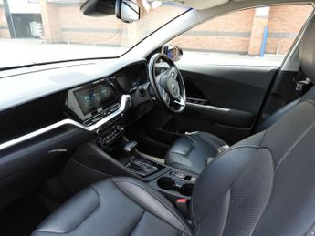 Kia Niro 1.6 GDi Hybrid 4 5dr DCT