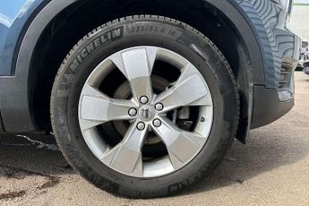 Volvo XC40 1.5 T3 [163] Momentum 5dr Geartronic