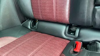 Land Rover Range Rover Evoque 2.0 P200 R-Dynamic S 5dr Auto