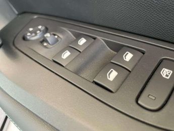 Peugeot 2008 1.2 PureTech Allure Premium+ 5dr