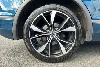 Volkswagen Tiguan 2.0 TDI R-Line 5dr DSG
