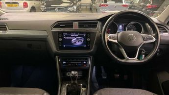 Volkswagen Tiguan 1.5 TSI Life 5dr