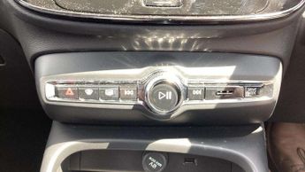Volvo XC40 Recharge 1.5 T4 Recharge PHEV Inscription 5dr Auto