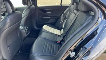 Mercedes-Benz C-Class C220d AMG Line Premium 4dr 9G-Tronic