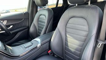 Mercedes-Benz GLC GLC 300de 4Matic AMG Line Premium Plus 5dr 9GTron