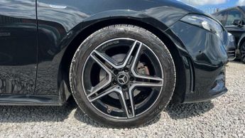 Mercedes-Benz A-Class A180 AMG Line Executive Edition 5dr Auto