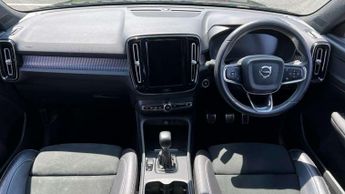 Volvo XC40 1.5 T3 [163] R DESIGN 5dr
