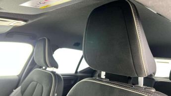 Volvo XC40 1.5 T3 [163] R DESIGN 5dr