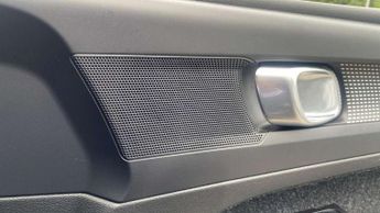 Volvo XC40 1.5 T3 [163] R DESIGN 5dr
