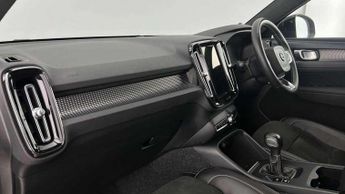 Volvo XC40 1.5 T3 [163] R DESIGN 5dr