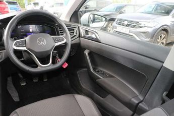 Volkswagen Polo 1.0 Life 5dr