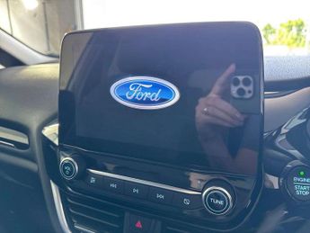 Ford Fiesta 1.0 EcoBoost Hybrid mHEV 125 Titanium 5dr Auto