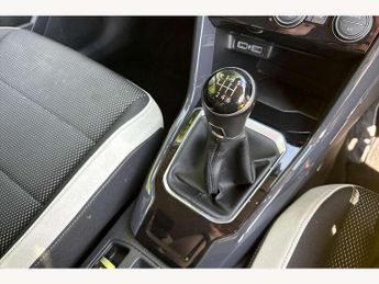 Volkswagen T-Roc 1.6 TDI SEL 5dr
