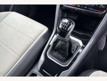 Volkswagen T-Roc 1.0 TSI Style 5dr