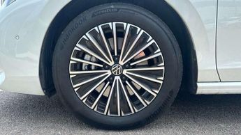 Volkswagen Passat Estate 1.5 TSI eHybrid 272 Elegance 5dr DSG