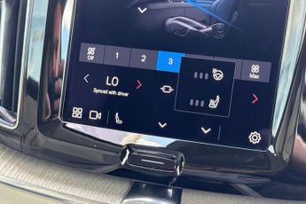 Volvo XC60 2.0 B4P Plus Dark 5dr Geartronic