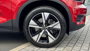 Volvo XC40 Recharge 1.5 T5 Recharge PHEV R DESIGN 5dr Auto