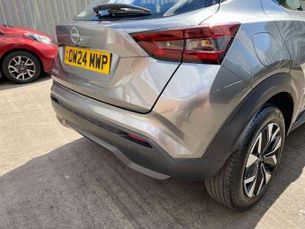 Nissan Juke 1.0 DiG-T Acenta Premium 5dr DCT