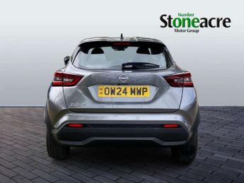 Nissan Juke 1.0 DiG-T Acenta Premium 5dr DCT