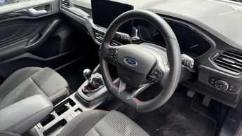 Ford Focus Estate 1.0 EcoBoost ST-Line 5dr