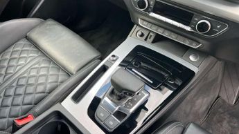 Audi Q5 55 TFSI e Quattro Competition 5dr S Tronic [C+S]