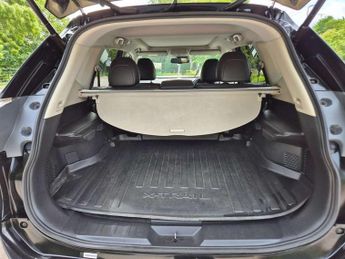 Nissan X-Trail 1.6 dCi Tekna 5dr 4WD