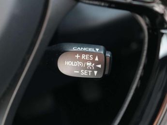 Toyota C-HR 1.8 Hybrid Dynamic 5dr CVT