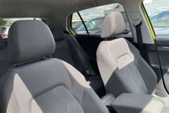 Volkswagen Golf 1.5 eTSI 150 Style 5dr DSG