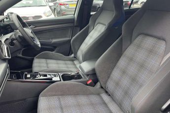 Volkswagen Golf GTE 1.5 TSI 272 GTE eHybrid 5dr DSG