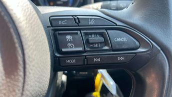 Toyota Yaris 1.5 Hybrid Design 5dr CVT