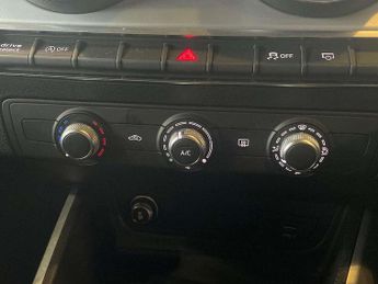 Audi Q2 35 TDI Quattro S Line 5dr S Tronic