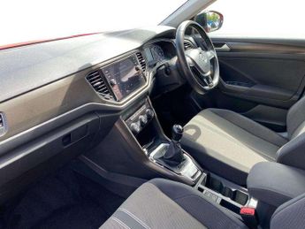 Volkswagen T-Roc 1.0 TSI SE 5dr