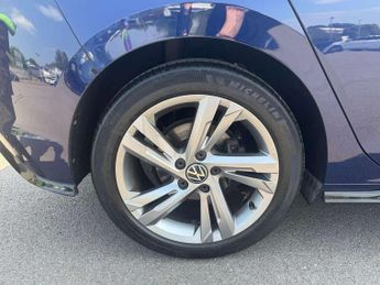 Volkswagen Golf 2.0 TDI 150 R-Line 5dr DSG