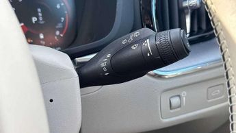 Volvo XC60 2.0 B5P [250] Momentum 5dr AWD Geartronic