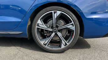 Audi A4 Avant 40 TFSI 204 Black Edition 5dr S Tronic