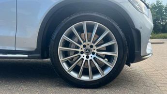 Mercedes-Benz GLC GLC 220d 4Matic AMG Line Premium 5dr 9G-Tronic