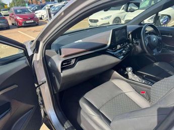 Toyota C-HR 1.8 Hybrid Excel 5dr CVT [Leather]