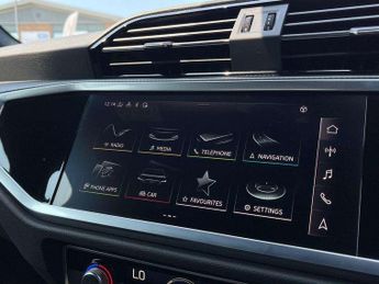 Audi Q3 35 TFSI S Line 5dr