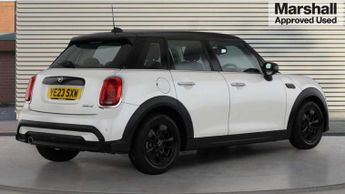 MINI Hatchback 5dr 1.5 Cooper Classic 5dr Auto [Comfort/Nav Pack]