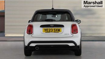MINI Hatchback 5dr 1.5 Cooper Classic 5dr Auto [Comfort/Nav Pack]