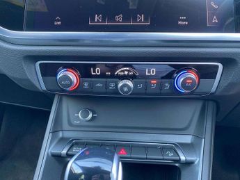 Audi Q3 35 TFSI Black Edition 5dr S Tronic [20" Alloy]