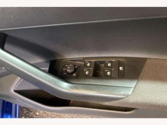 Volkswagen Polo 1.0 TSI Life 5dr DSG