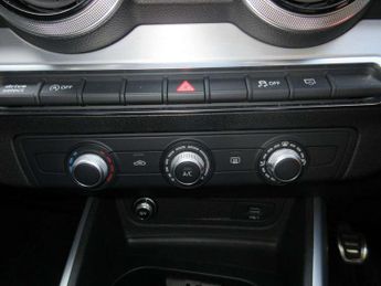 Audi Q2 30 TFSI Black Edition 5dr