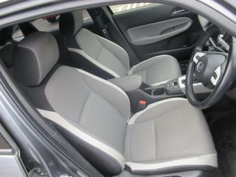 Honda Jazz Crosstar 1.5 i-MMD Hybrid Crosstar EX 5dr eCVT