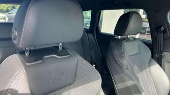 Audi A4 Avant 35 TDI Black Edition 5dr S Tronic