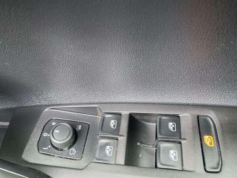 Volkswagen Polo 1.0 TSI Life 5dr