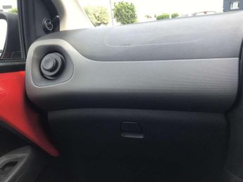 Peugeot 108 1.0 72 Active 5dr