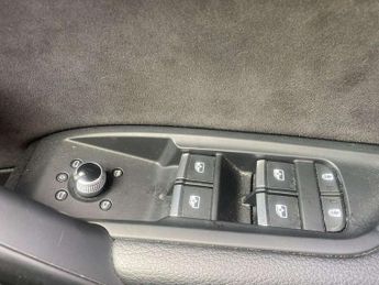 Audi Q5 40 TDI Quattro S Line 5dr S Tronic